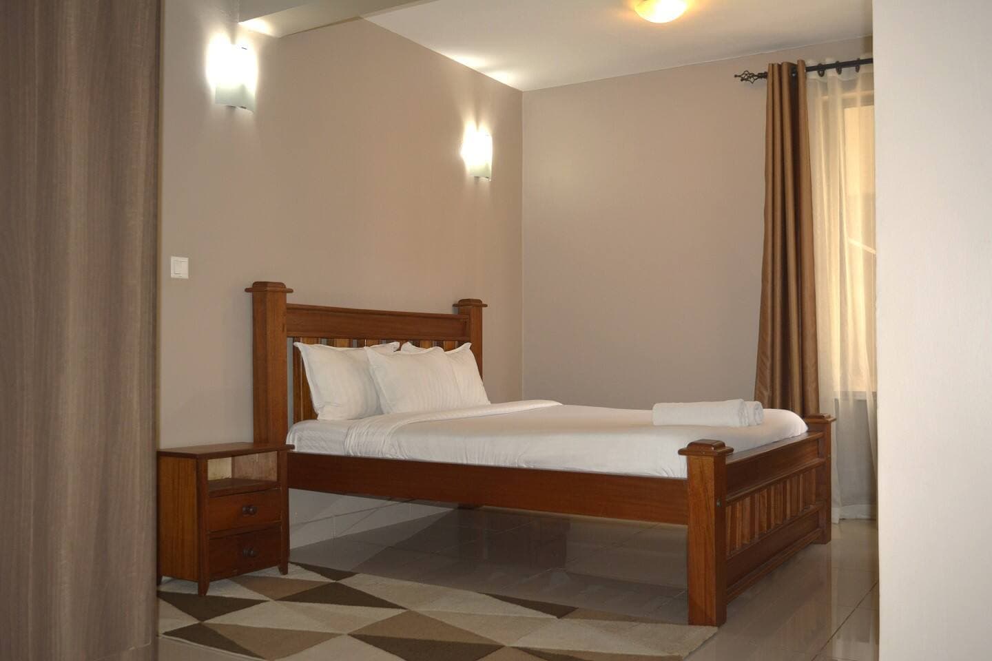 Studio Apartment image 7